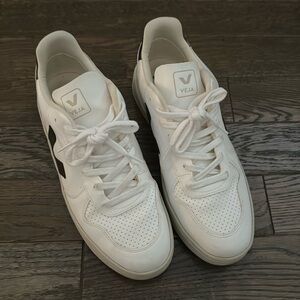Veja Men's White Sneakers with Black V Logo